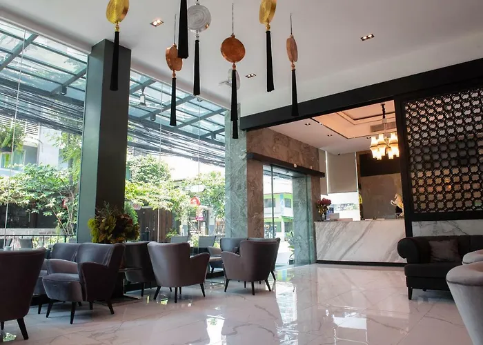 Iconic Chatuchak Hotel 5*
