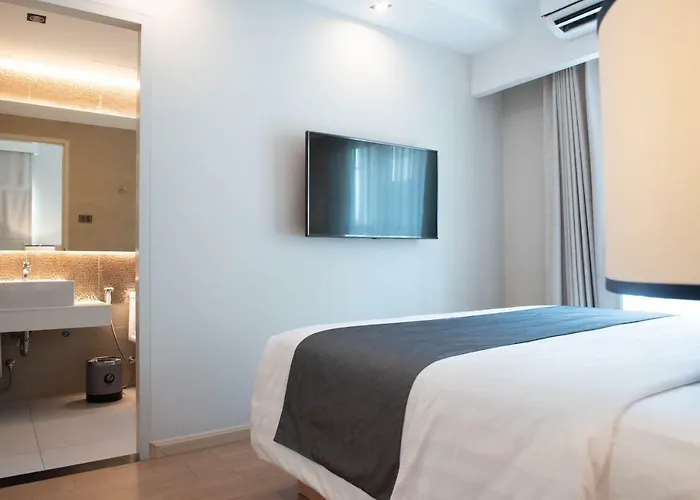 Iconic Chatuchak Hotel